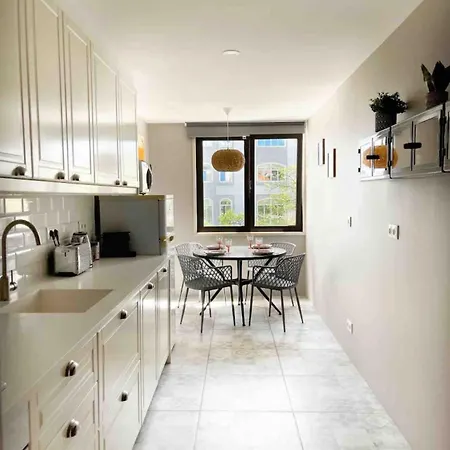 Apartment Moorish Magic In Monte Estoril-500m To The
